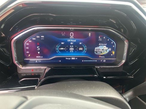 Used 2024 Chevrolet Silverado 2500 LTZ w/ LTZ Plus Package image 18