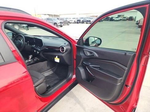 New 2026 Chevrolet Trax RS w/ Driver Confidence Package image 25