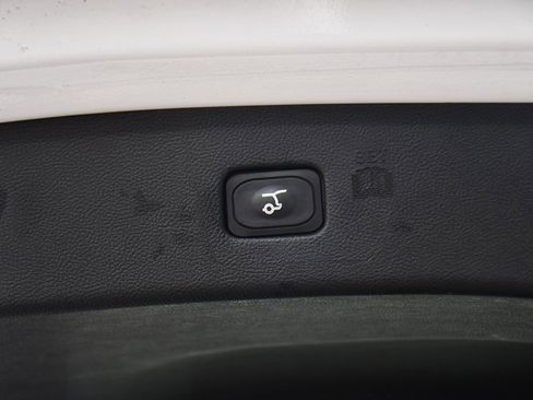 Used 2024 Ford Edge SEL w/ Convenience Package image 19