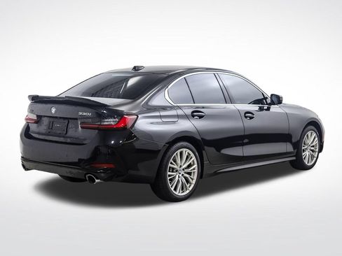 Used 2024 BMW 330i xDrive Sedan w/ Convenience Package AWD/4WD image 5