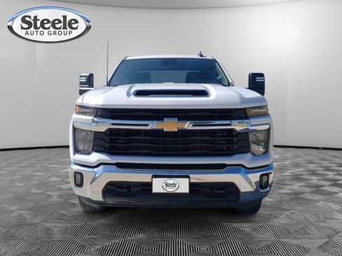 Used 2025 Chevrolet Silverado 2500 LT w/ Convenience Package AWD/4WD image 14