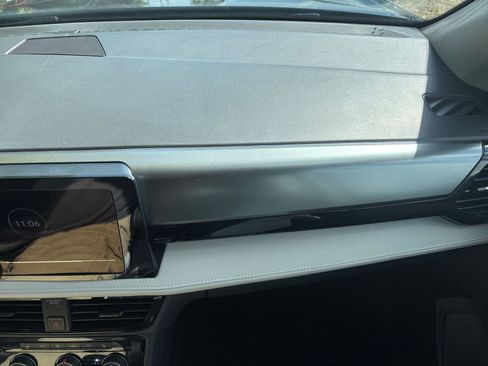 Used 2025 Volkswagen Taos S image 35