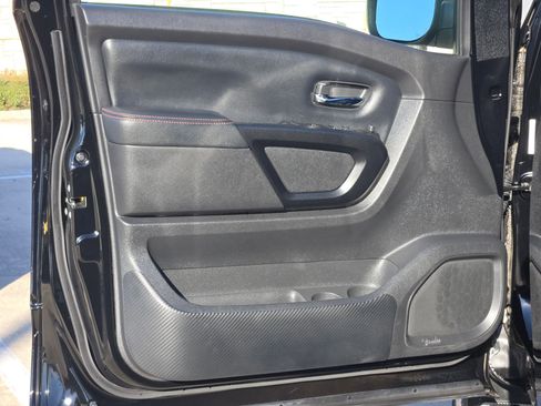 Used 2024 Nissan Titan PRO-4X w/ Pro-4x Utility Package image 10