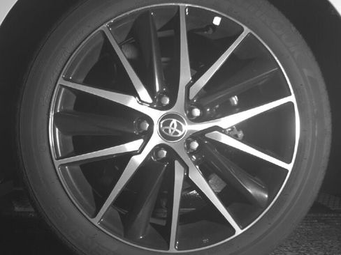 Used 2024 Toyota Camry SE AWD/4WD image 13