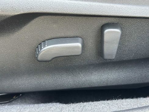 Used 2022 Subaru Crosstrek 2.5i Limited image 22