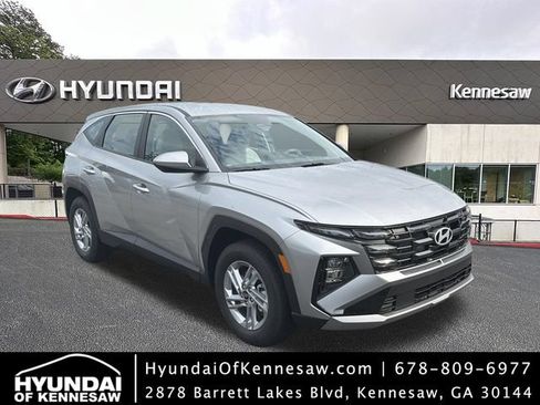 New 2026 Hyundai Tucson SE FWD image 1