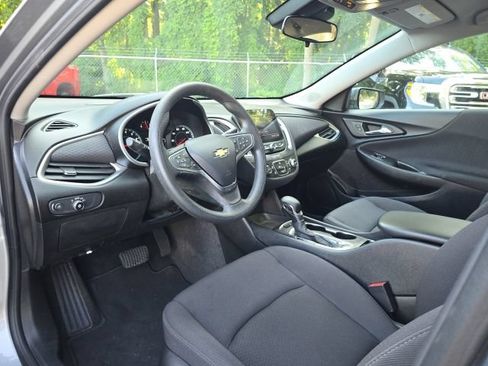 Used 2023 Chevrolet Malibu LS FWD image 19