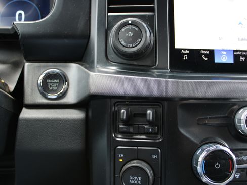 Used 2024 Ford F250 Platinum AWD/4WD image 23