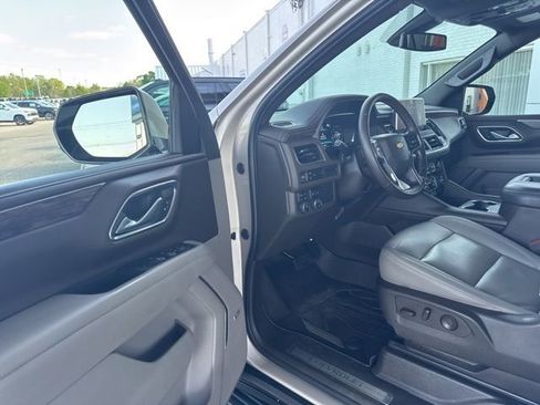 Used 2022 Chevrolet Tahoe LT AWD/4WD image 6