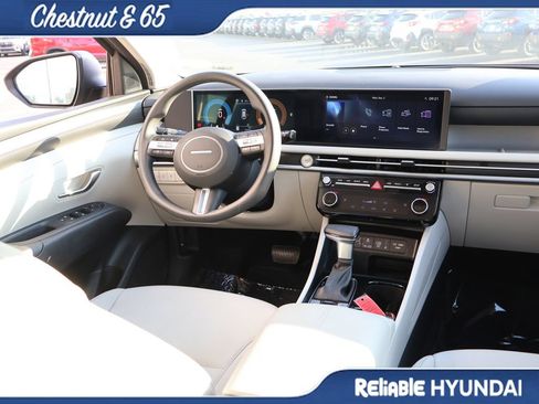 Certified 2025 Hyundai Tucson SEL FWD image 13