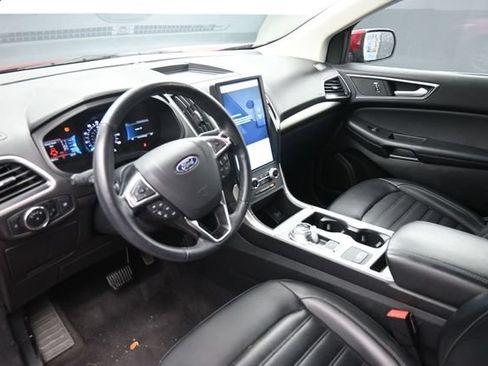 Used 2024 Ford Edge SEL AWD/4WD image 13