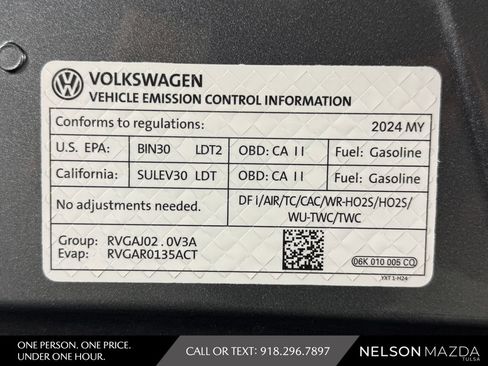 Used 2024 Volkswagen Tiguan SE R-Line AWD/4WD image 50