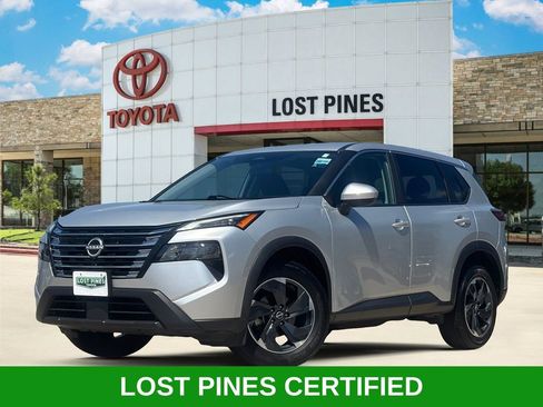 Used 2024 Nissan Rogue SV image 1