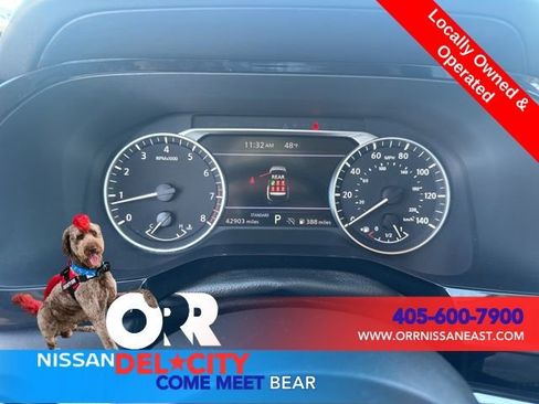 Used 2024 Nissan Pathfinder SV image 23
