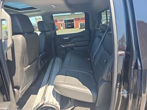 Used 2019 Chevrolet Silverado 1500 LT Trail Boss AWD/4WD image 10