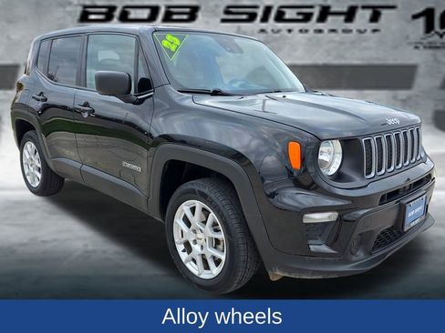 Used 2023 Jeep Renegade Latitude image 9