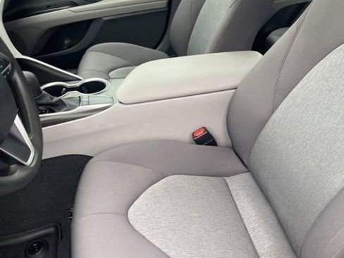 Used 2023 Toyota Camry LE image 12