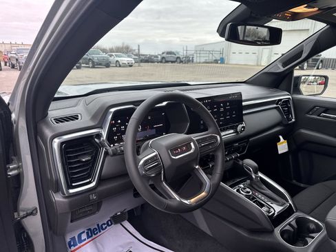 New 2026 GMC Canyon Elevation w/ Convenience Package image 9