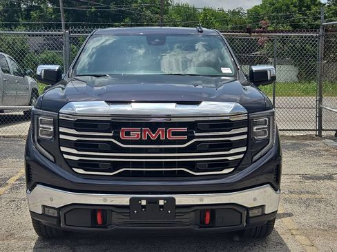Certified 2025 GMC Sierra 1500 SLT AWD/4WD image 5