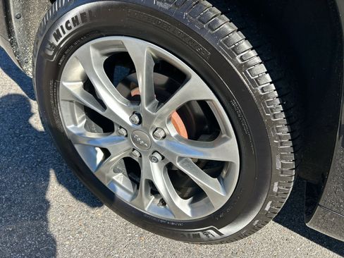 Used 2020 Jeep Grand Cherokee Summit image 15