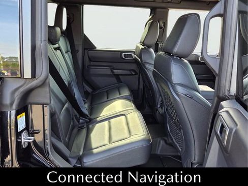 Used 2025 Ford Bronco Badlands AWD/4WD image 17