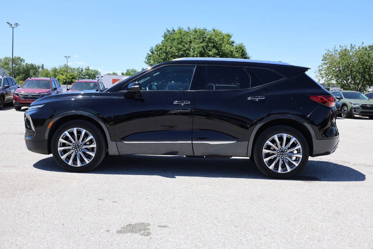 Used 2024 Chevrolet Blazer Premier w/ Enhanced Convenience Package AWD/4WD image 8