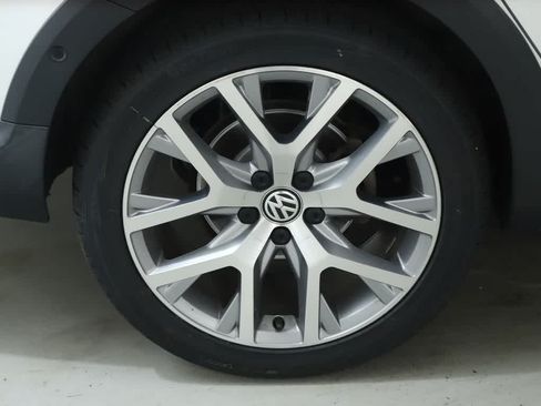 Used 2019 Volkswagen Golf Alltrack SEL AWD/4WD image 12
