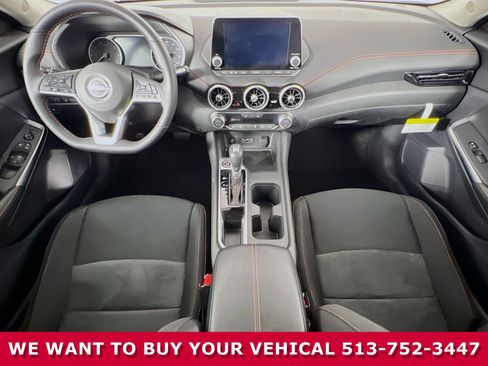 Used 2025 Nissan Sentra SR image 17