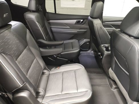 New 2026 Buick Enclave Sport Touring w/ Power Package image 12