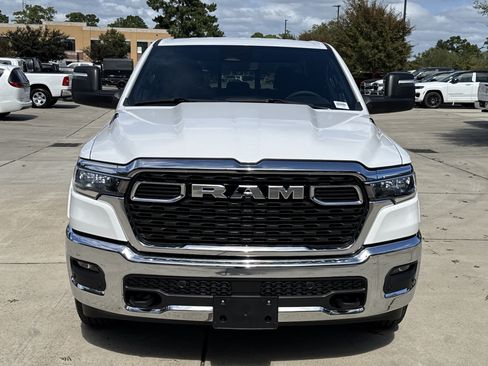 Used 2025 RAM 1500 Big Horn AWD/4WD image 3