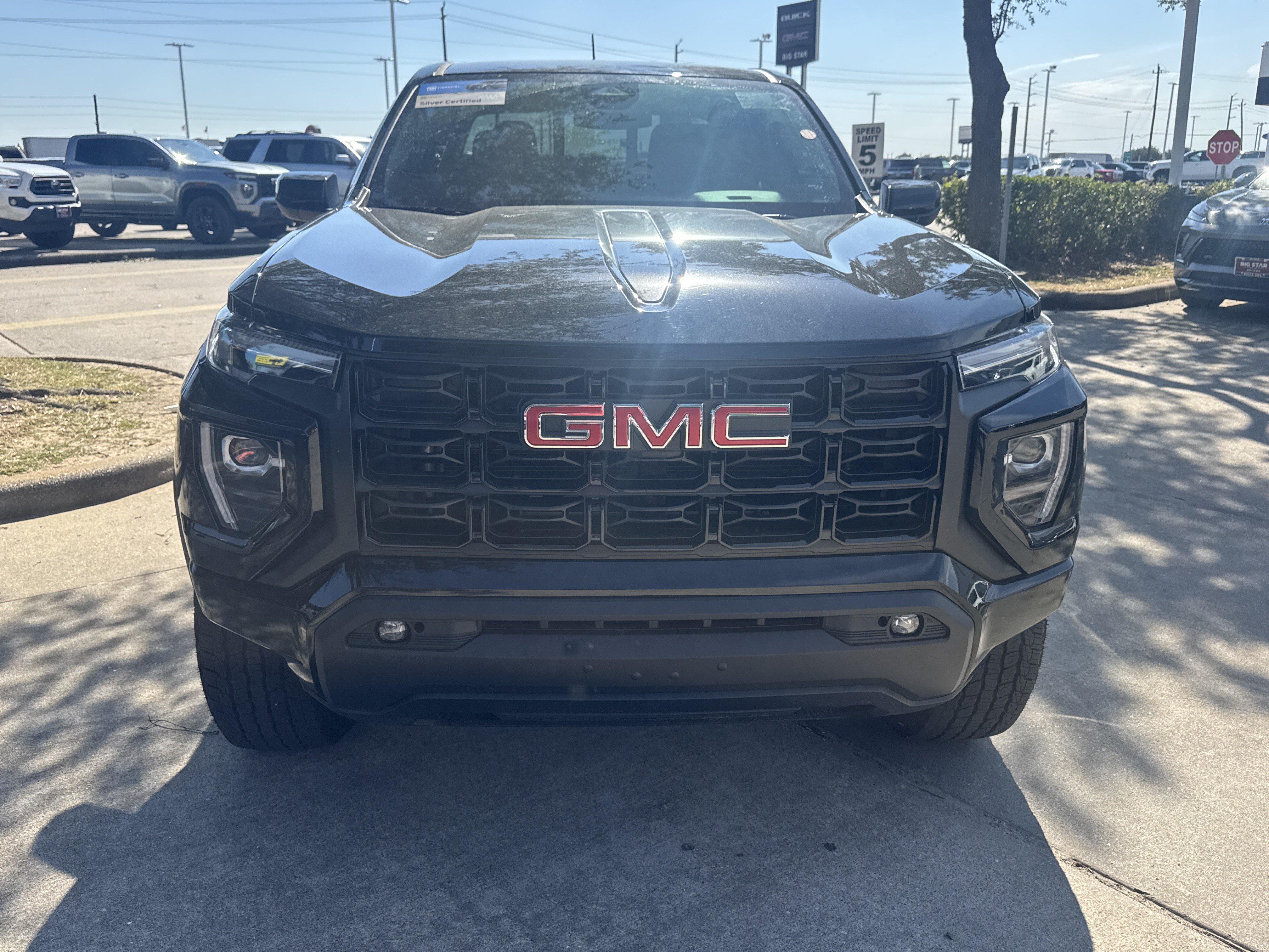 Used 2024 GMC Canyon Elevation w/ Elevation Premium Package RWD image 19