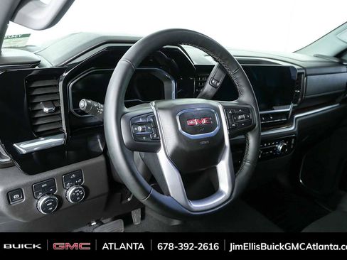 Certified 2025 GMC Sierra 1500 Elevation AWD/4WD image 4