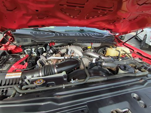 Used 2021 Ford F250 Lariat w/ Chrome Package image 35