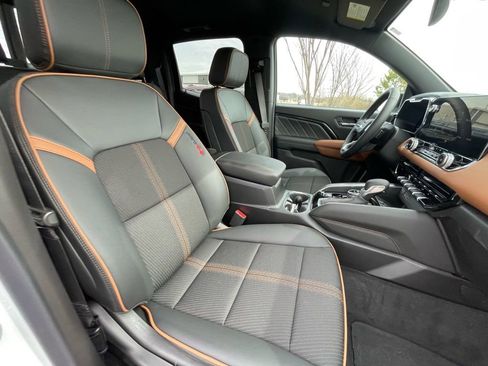 New 2026 GMC Canyon AT4 w/ Nightfall Edition image 30