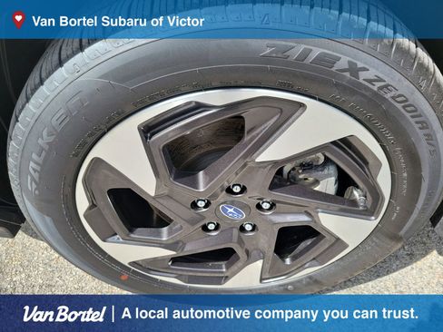 Certified 2025 Subaru Crosstrek 2.5i Limited image 9