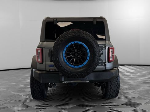 Used 2023 Ford Bronco Wildtrak image 7