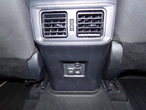 Used 2024 Toyota RAV4 XLE w/ Convenience Package image 28