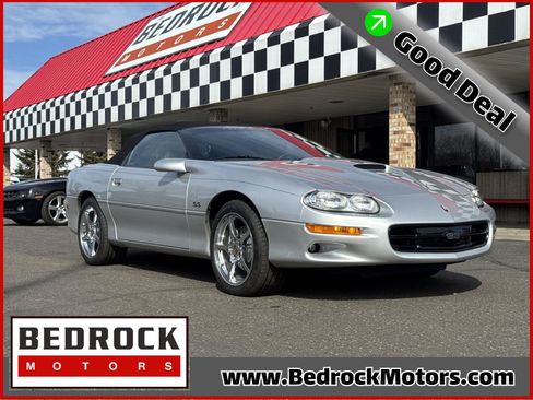 Used 2002 Chevrolet Camaro Z28 w/ SS Performance/Appearance Pkg RWD image 1
