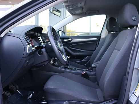 Used 2019 Volkswagen Jetta S FWD image 38