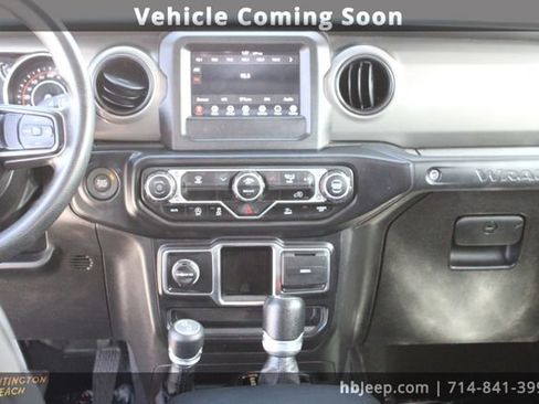 Used 2023 Jeep Wrangler Sport image 14