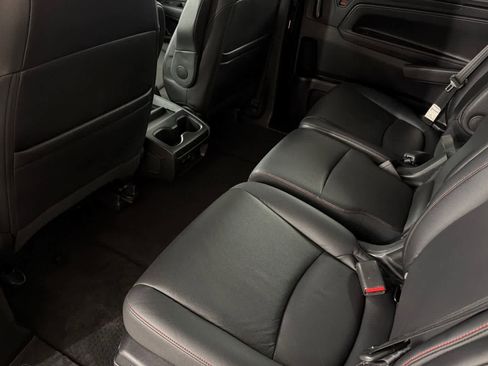 Used 2023 Honda Odyssey Sport image 4