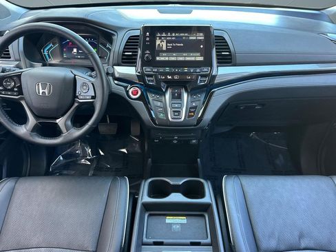 Certified 2024 Honda Odyssey Elite image 26
