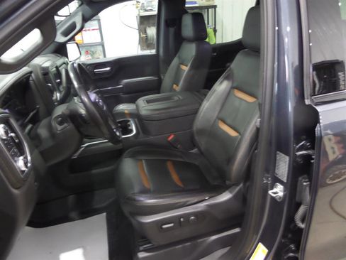 Used 2019 GMC Sierra 1500 AT4 w/ AT4 Premium Package image 7