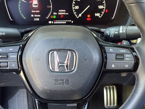 Used 2025 Honda Civic Sport image 17