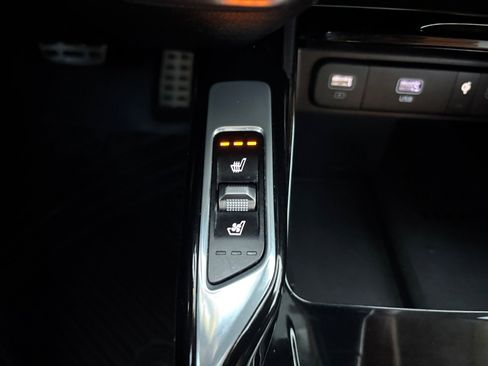 Used 2023 Kia Sorento SX Prestige image 23