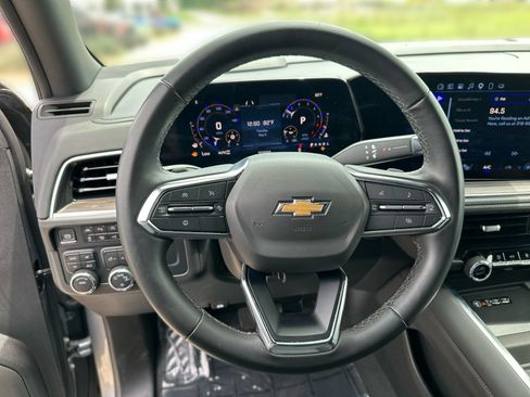 Used 2025 Chevrolet Tahoe LT AWD/4WD image 14