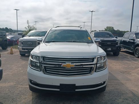 Used 2016 Chevrolet Suburban LTZ AWD/4WD image 2