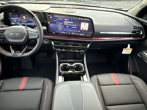 New 2026 Chevrolet Traverse RS w/ LPO, Floor Liner Package image 26