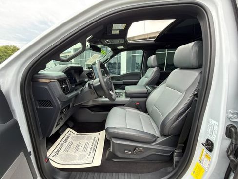 Used 2025 Ford F150 Lightning Lariat w/ Max Trailer Tow Package AWD/4WD image 28