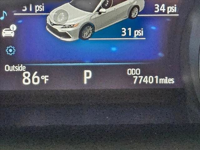 Used 2022 Toyota Camry XLE w/ Cold Weather Package FWD image 10